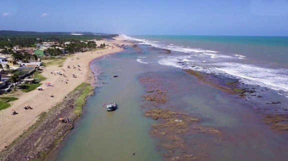 Corpo de jovem que desapareceu em Arembepe é encontrado em praia de Subaúma