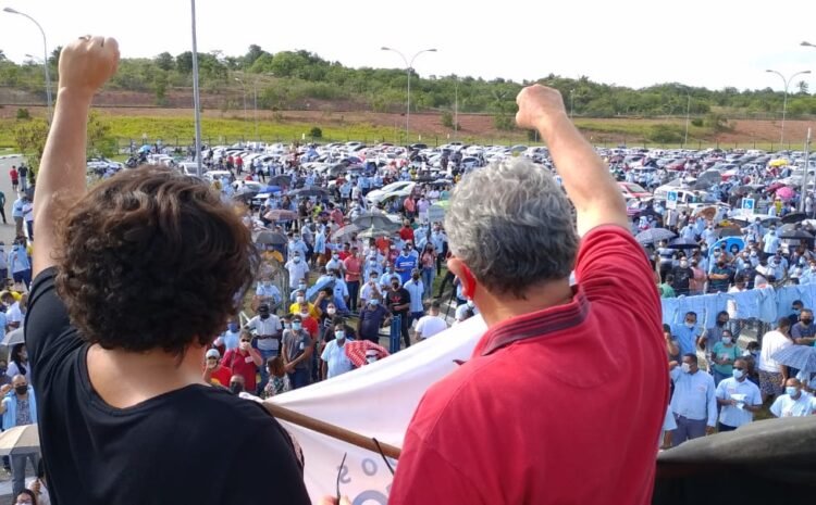  Em ato ecumênico na Ford, Ivoneide Caetano se solidariza com trabalhadores