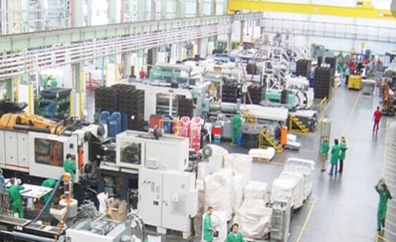  Indústria abre inscrições para vaga de Auxiliar de Produção em Camaçari; não exige experiência