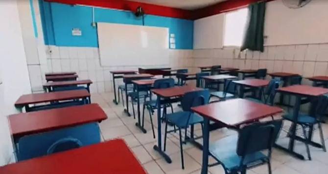  Escola estadual suspende atividades após professora testar positivo para Covid-19, em Dias d’Ávila