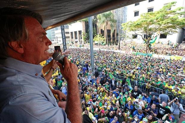  Após ameaças de Bolsonaro ao STF, partidos vão discutir impeachment