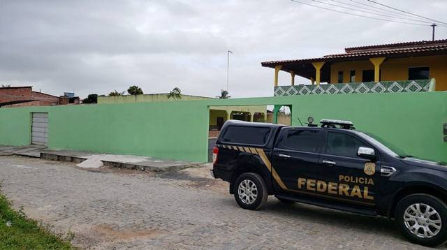  PF cumpre mandados em Camaçari e Dias D’Ávila, contra grupo que frauda benefícios do INSS