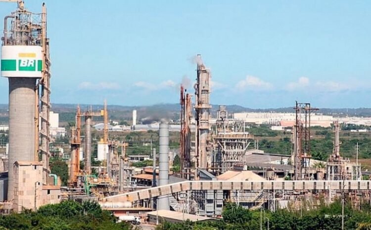  Governador Rui Costa anuncia reabertura da antiga fábrica da Fafen em Camaçari