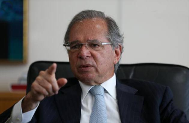  Secretários de Guedes pedem demissão em meio à crise do teto