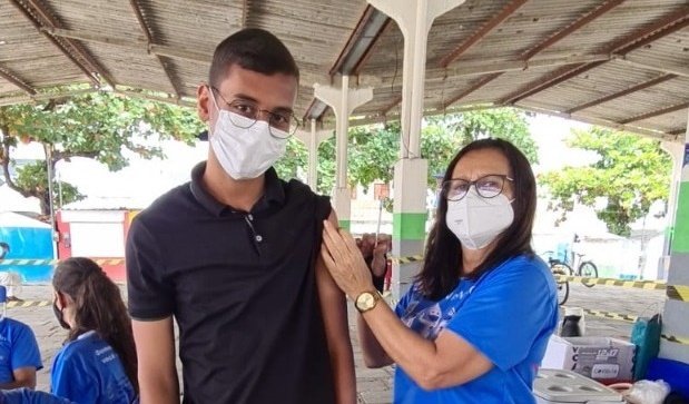  Bahia ultrapassa marca de 50% da população acima dos 12 anos completamente imunizada contra Covid-19