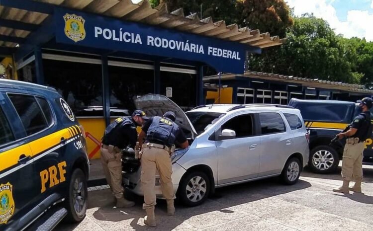  Carro roubado em Camaçari é recuperado pela Polícia Rodoviária Federal