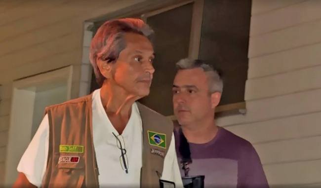  Após tiros e granadas contra policiais, Roberto Jefferson chega a presídio no Rio