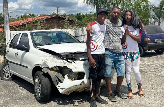  Influenciador Menor Nico sofre acidente a caminho da escola na Bahia