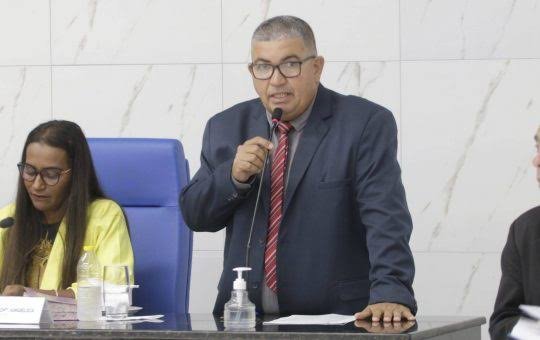  Indicação do vereador Vavau, para divulgação online de lista de medicamentos disponíveis em Camaçari, é aprovada na Câmara