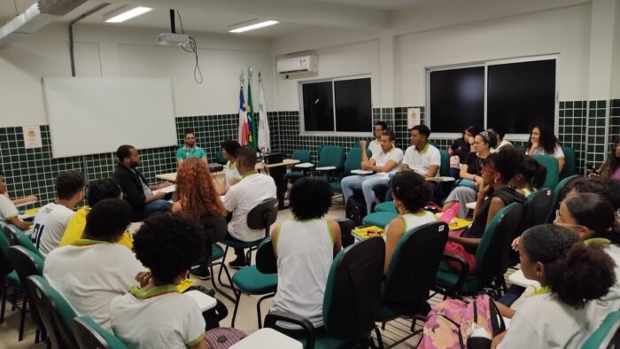  Estudantes do IFBA de Camaçari recebem capacitação da JA Bahia em parceria com a Bayer