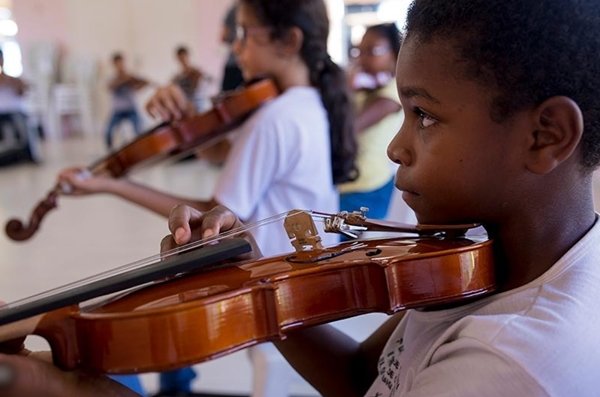  NEOJIBA oferece 370 vagas gratuitas para crianças e adolescentes em Salvador, RMS e interior