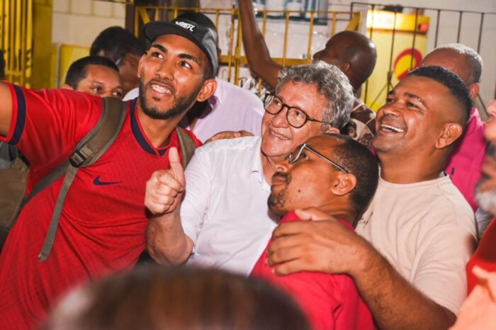  Luiz Caetano leva o Diga Aí, Camaçari até Abrantes nesta terça