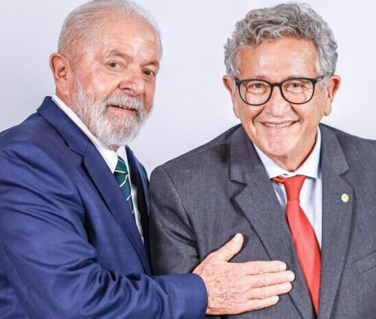  Caetano tem encontro com Lula no Palácio do Planalto