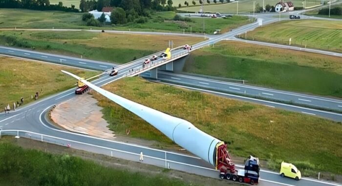  Camaçari fabrica uma das maiores hélices de turbina eólica do mundo, com impressionantes 84 metros de comprimento