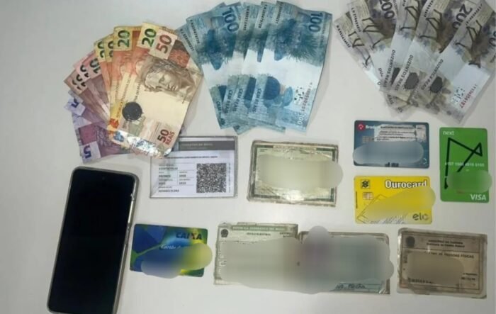  Cipe Polo: Homem é preso fazendo compras com dinheiro falso em Camaçari