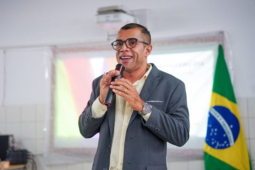 SEDUC lança projeto Guardiões Escolares para fortalecer a segurança e o ambiente de paz nas escolas municipais de Camaçari 1 lancamento projeto Guardioes da Escola Marcio