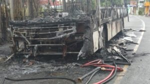 whatsapp image 2026 05 06 at 14.34.44 1 corpo de bombeiro onibus